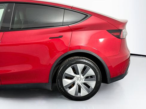 Used 2023 Tesla Model Y Long Range image 47