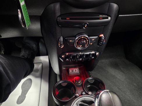 Used 2013 MINI Cooper Hardtop image 20