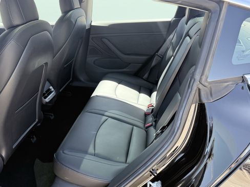 Used 2018 Tesla Model 3 Long Range image 35