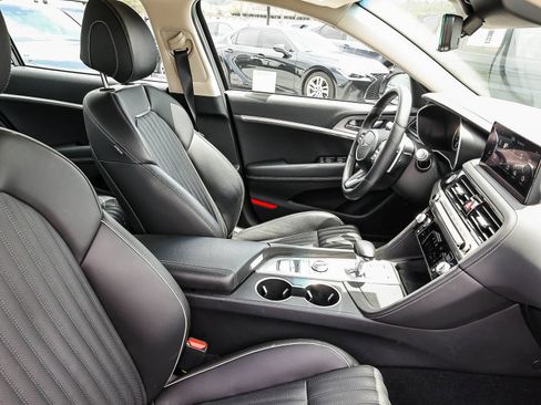 Used 2026 Genesis G70 2.5T Prestige RWD image 19