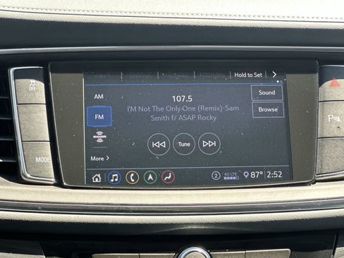 Used 2020 Buick Enclave Essence w/ Sport Touring Edition FWD image 26