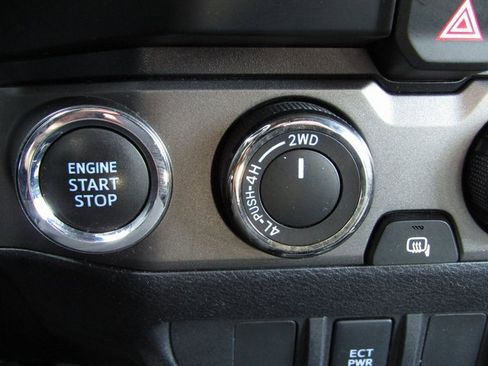 Certified 2021 Toyota Tacoma TRD Sport image 19