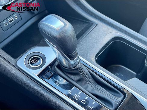 Used 2023 Nissan Sentra SV w/ All-Weather Package image 21