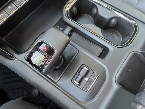 Used 2022 GMC Sierra 1500 AT4 w/ AT4 Premium Package image 20