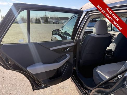 Used 2024 Subaru Outback Premium image 24