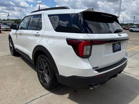 New 2026 Ford Explorer ST w/ Sun And Sound Package AWD/4WD image 6