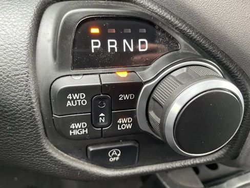 Used 2025 RAM 1500 Big Horn image 24