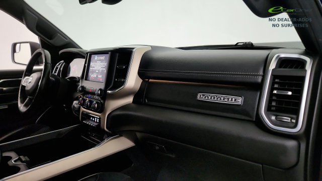 Used 2019 RAM 1500 Laramie w/ Sport Appearance Package AWD/4WD image 32