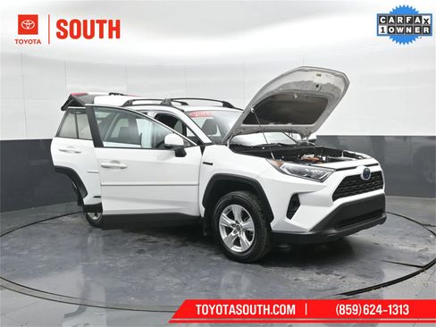 Used 2021 Toyota RAV4 XLE w/ Convenience Package image 51