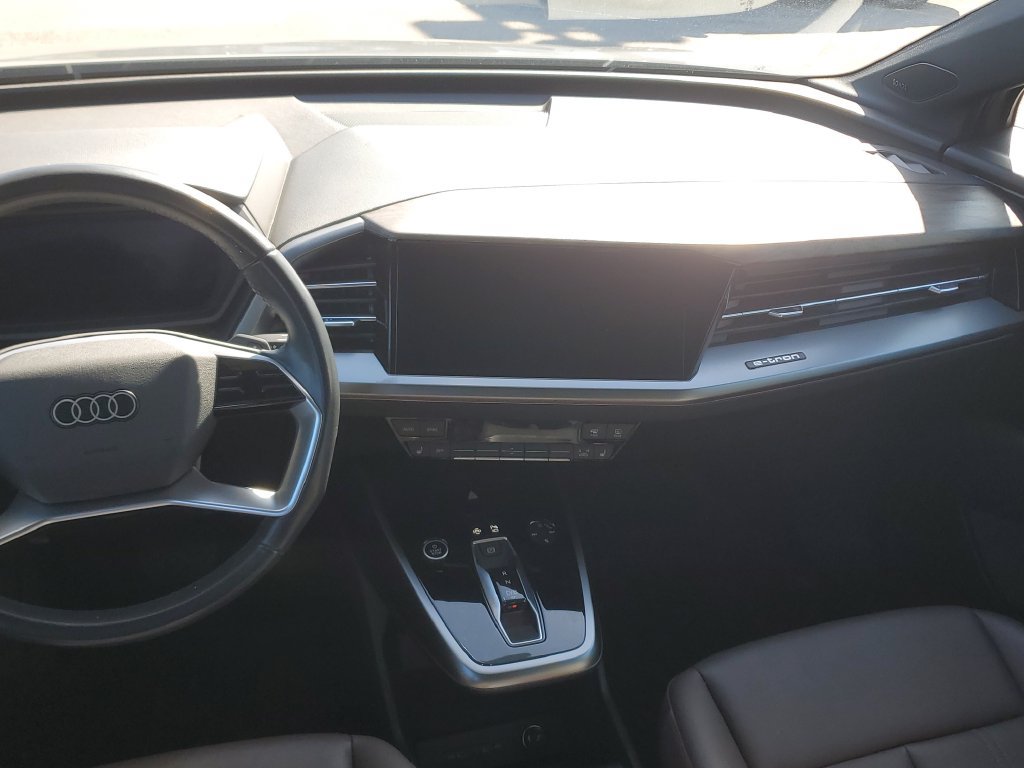 Certified 2024 Audi Q4 e-tron Premium Plus w/ Premium Plus AWD/4WD image 21