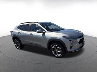 Used 2025 Chevrolet Trax LT video 2