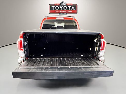 Used 2021 Toyota Tacoma TRD Off-Road w/ TRD Premium Off Road Package AWD/4WD image 25