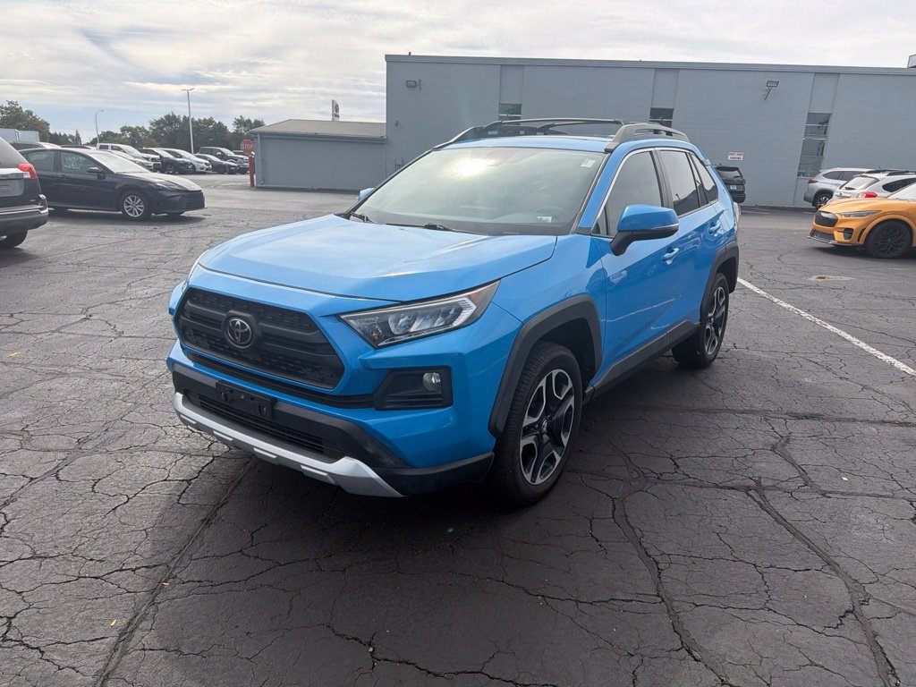 Used 2019 Toyota RAV4 Adventure AWD/4WD image 2