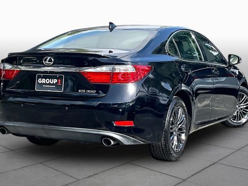 Used 2015 Lexus ES 350 w/ Premium Package FWD image 13