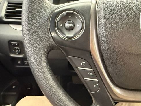 Used 2018 Honda Ridgeline Sport image 15