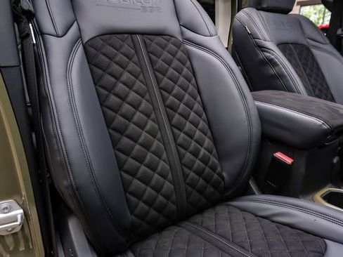 Used 2025 Jeep Wrangler Unlimited Rubicon 392 image 30