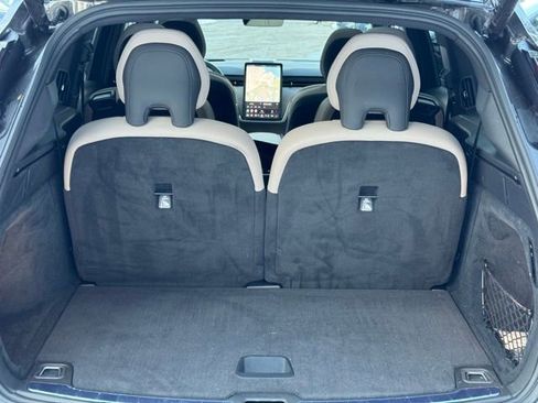 Certified 2025 Volvo EX90 Plus image 18