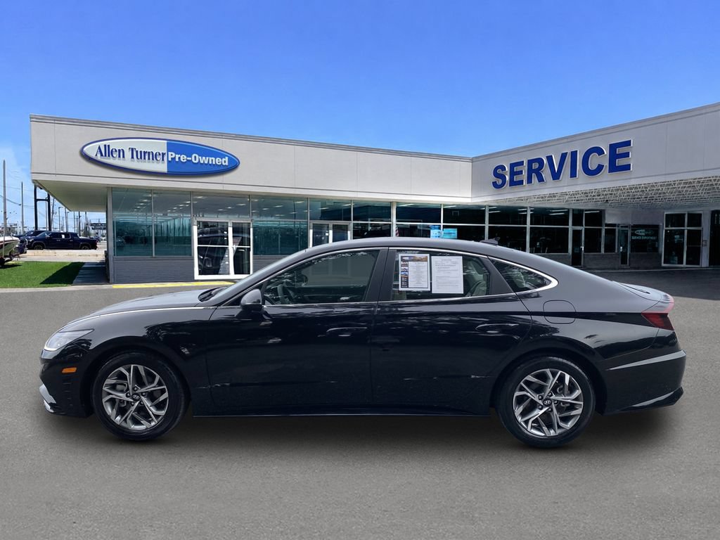 Certified 2023 Hyundai Sonata SEL w/ Cargo Package FWD image 5