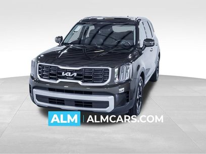 Used 2024 Kia Telluride S w/ S Sunroof Package