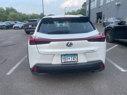 Used 2019 Lexus UX 250h w/ Premium Package AWD/4WD image 11