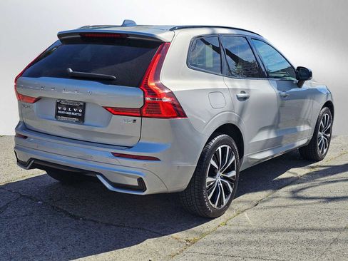 Certified 2023 Volvo XC60 B5 Plus w/ Protection Package Premier AWD/4WD image 3