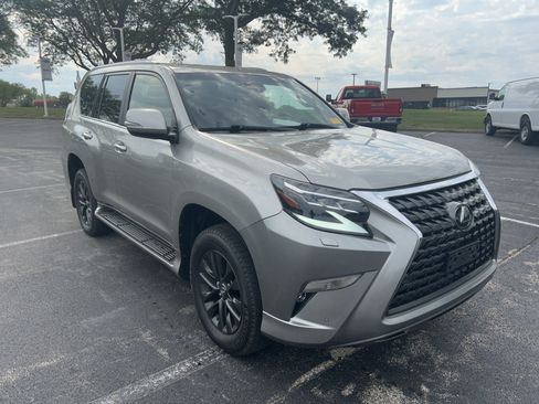 Used 2020 Lexus GX 460 Premium w/ Premium Package AWD/4WD image 3