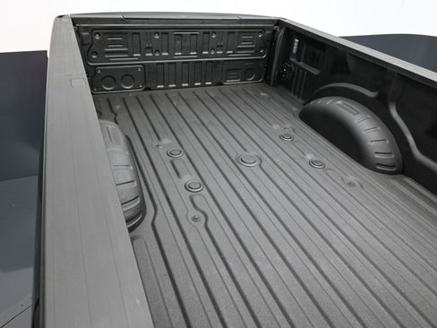 Used 2025 Ford F350 Platinum image 44