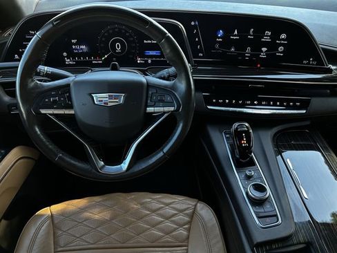Used 2022 Cadillac Escalade ESV Premium Luxury AWD/4WD image 13