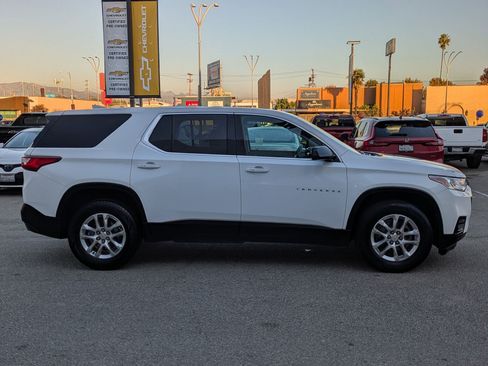 Used 2020 Chevrolet Traverse LS image 4
