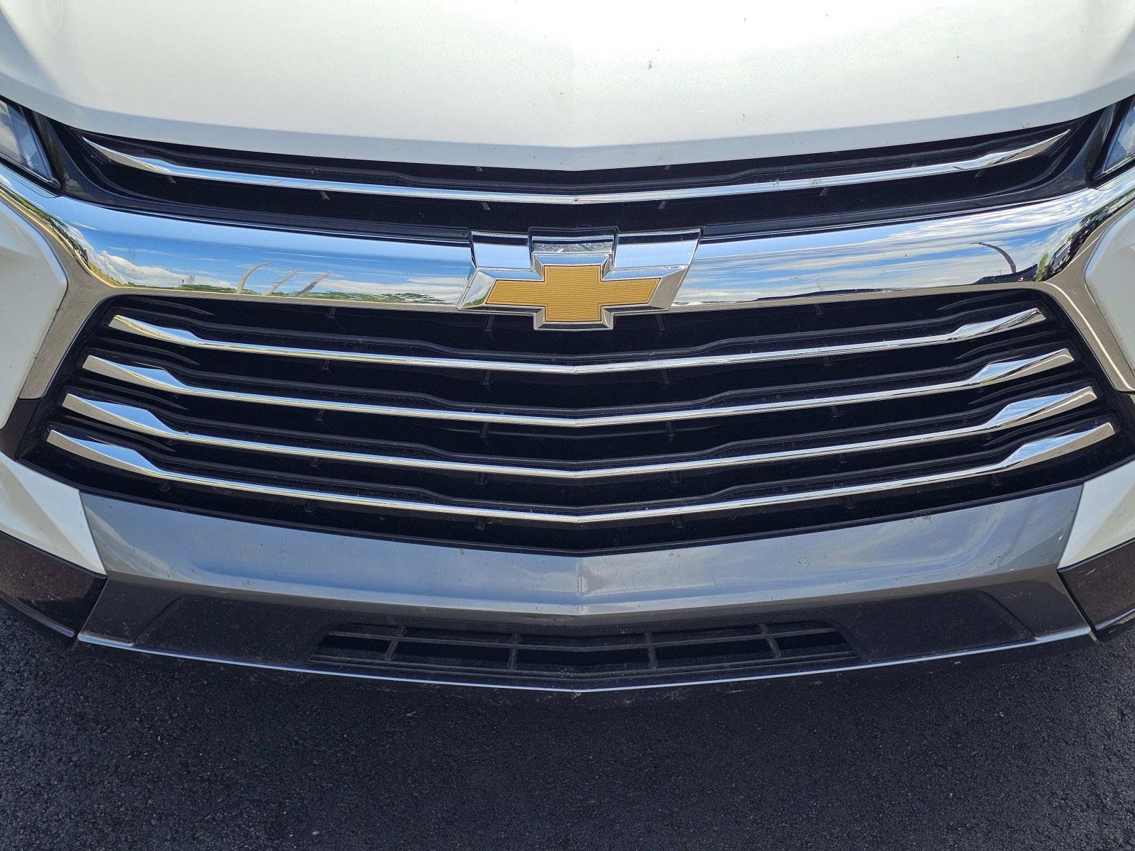 Used 2023 Chevrolet Blazer Premier FWD image 4