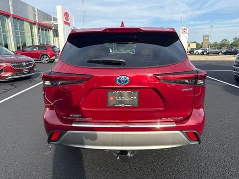 Used 2020 Toyota Highlander Platinum AWD/4WD image 10