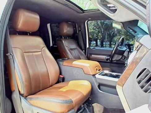 Used 2016 Ford F250 Platinum AWD/4WD image 5