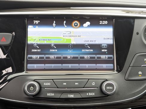 Used 2019 Buick Envision Essence image 27