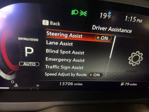 Used 2024 Nissan Rogue Platinum w/ Platinum Premium Package image 17