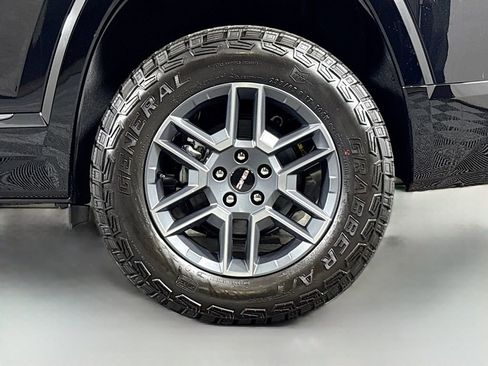 New 2026 GMC Terrain AT4 image 31