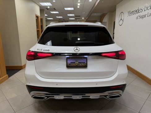Certified 2025 Mercedes-Benz GLC 300 image 4