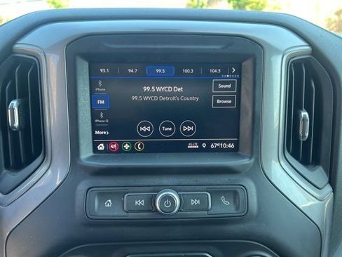 Used 2020 Chevrolet Silverado 1500 Custom w/ Custom Value Package AWD/4WD image 23