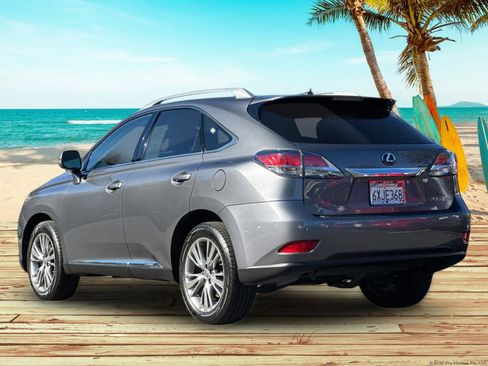 Used 2013 Lexus RX 450h AWD image 3