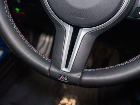 Used 2017 BMW M2 image 40