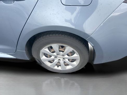 Used 2020 Toyota Corolla LE image 16