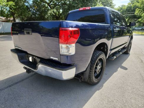 Used 2011 Toyota Tundra 2WD CrewMax w/ Tow Pkg image 9