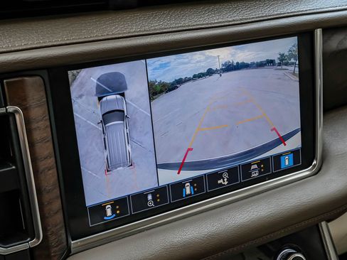 Used 2021 GMC Yukon XL Denali w/ Denali Premium Package RWD image 20