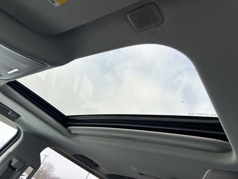 Used 2018 Chevrolet Silverado 2500 High Country image 39