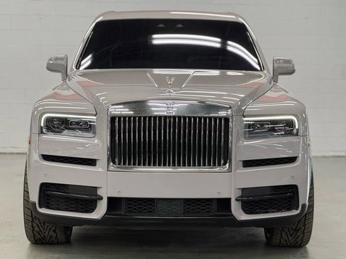 Used 2022 Rolls-Royce Cullinan image 9
