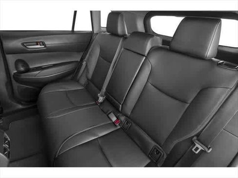 Used 2025 Toyota Corolla Cross XLE AWD/4WD image 13