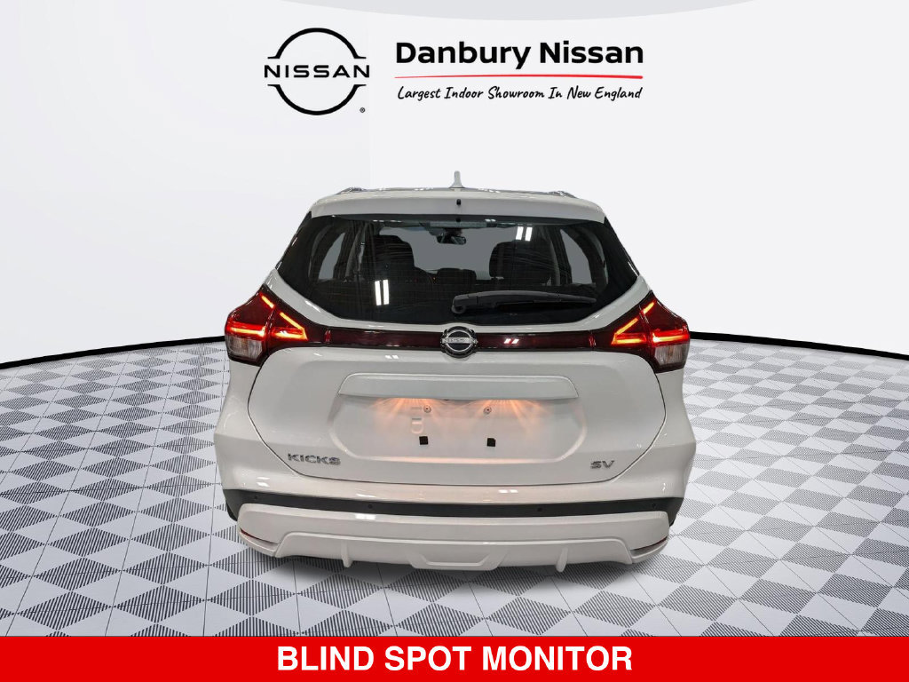 Certified 2024 Nissan Kicks SV FWD image 5