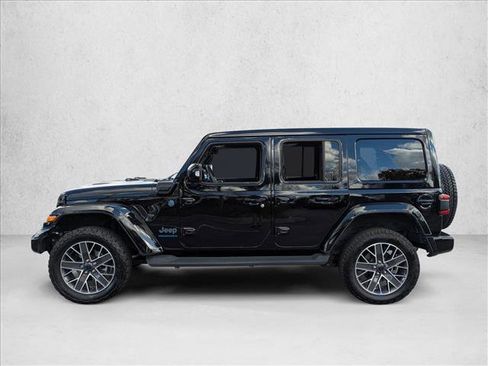 Used 2024 Jeep Wrangler High Altitude image 9