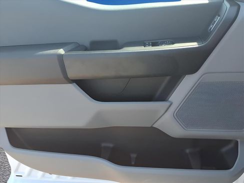 New 2025 Ford F550 4x4 Regular Cab Super Duty image 17