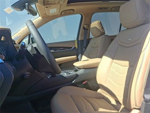 New 2025 Cadillac XT6 Premium Luxury w/ Platinum Package image 11