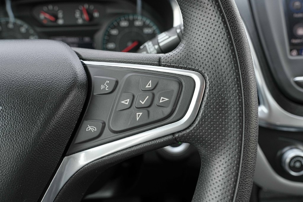 Used 2022 Chevrolet Equinox LS AWD/4WD image 37